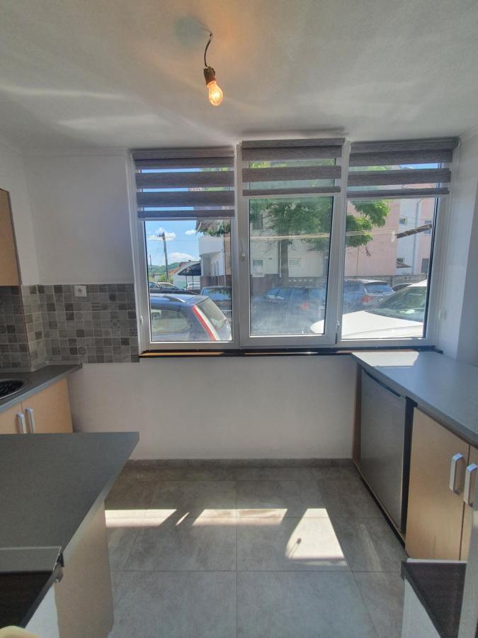 Shopping Cyti Cu 5 Appartement Râmnicu Vâlcea Buitenkant foto